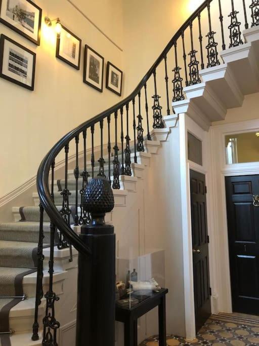 Luxury Apartment Opposite The Shambles York Luaran gambar
