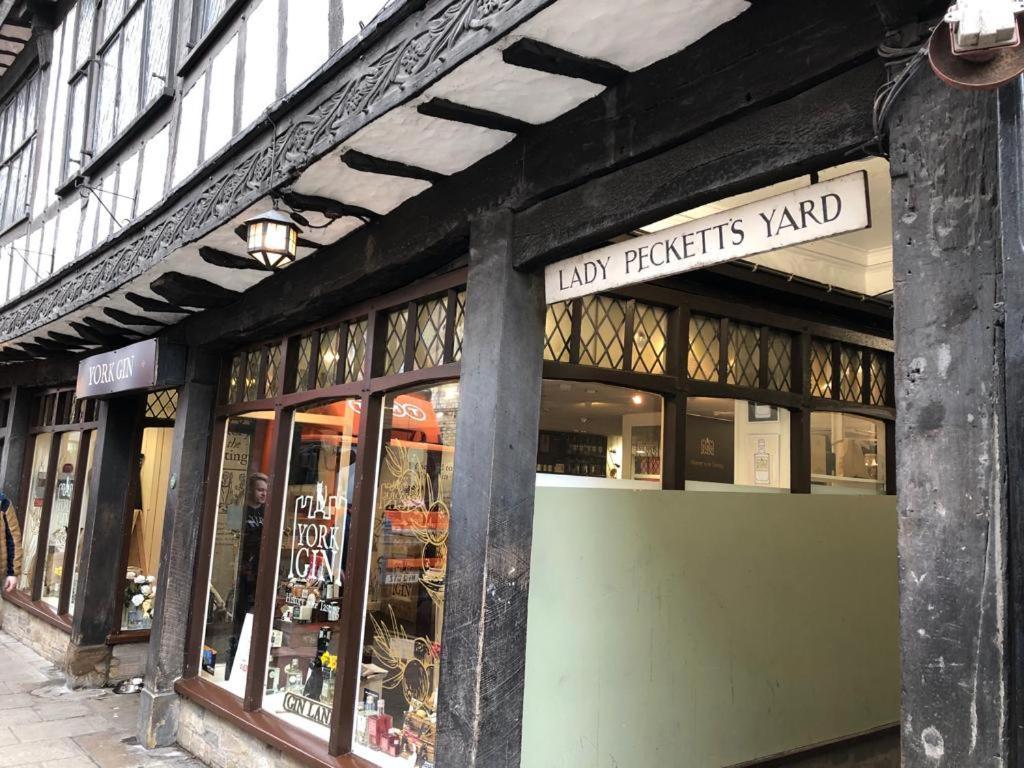 Luxury Apartment Opposite The Shambles York Luaran gambar